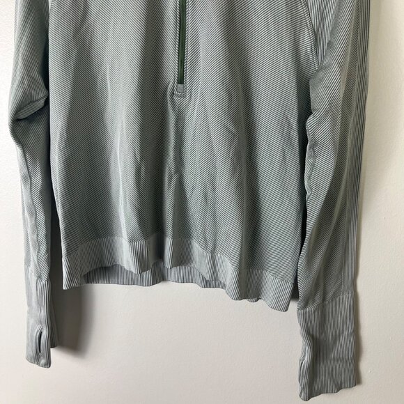 Lululemon Athletic Rest Less Cropped Half Zip Jacket Grey Sage Size 14 - Picture 4 of 8